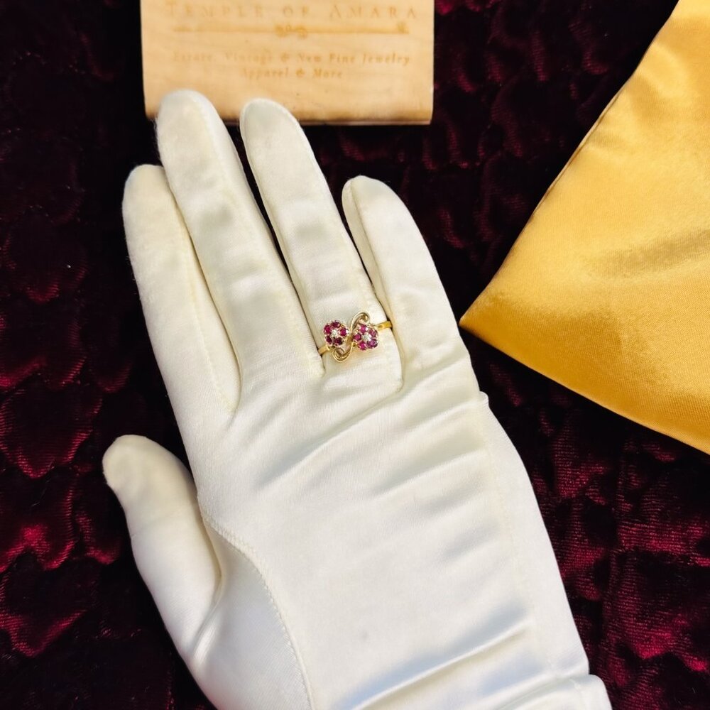 VINTAGE- 10K Gold- Natural Burmese Ruby & Diamond Flower Ring- Size 7.5- Bypass - Picture 12 of 16